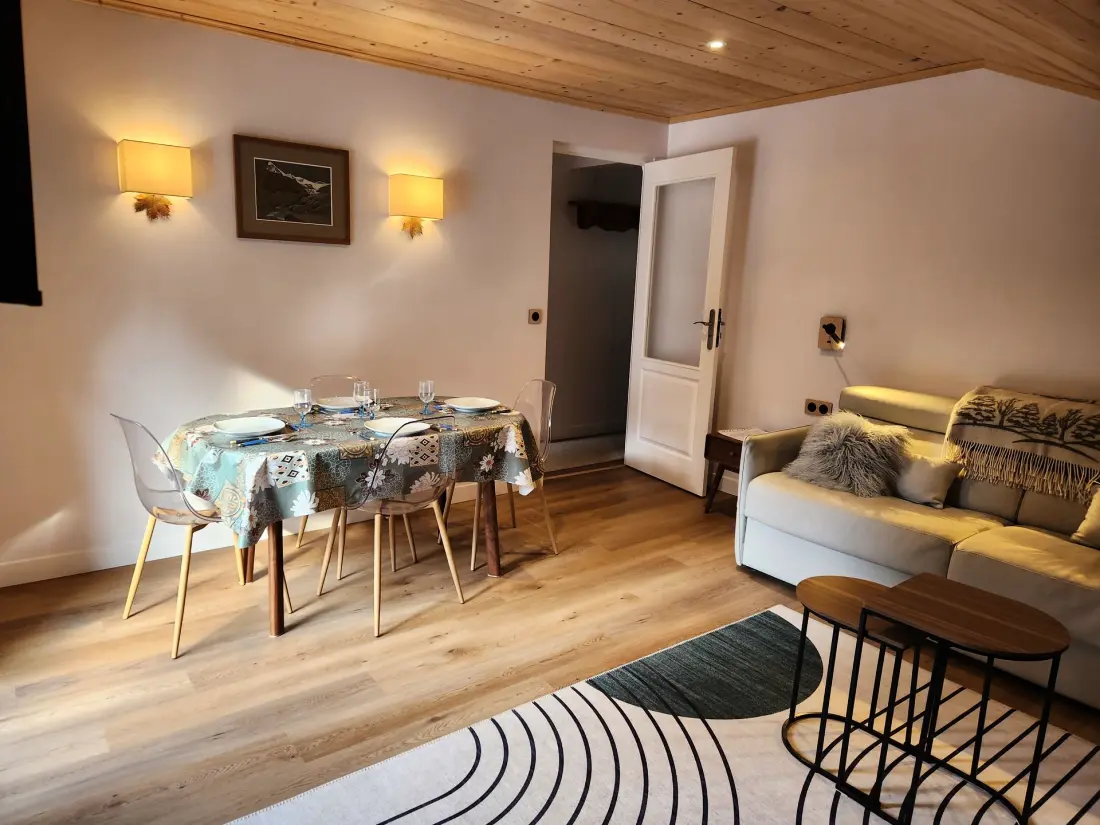 Chalet Silver