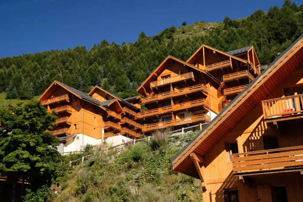 Residentie Odalys Le Hameau en Les Chalets de la Vallée d'Or 3 Sterren★★★