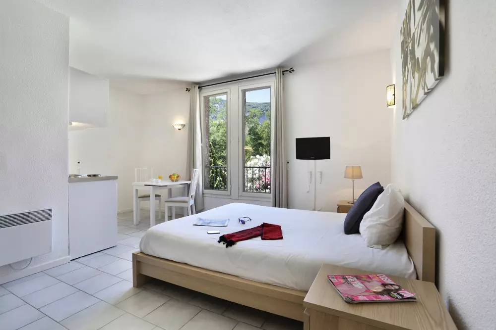 Residence Vacanceole Le Domaine de Châmes