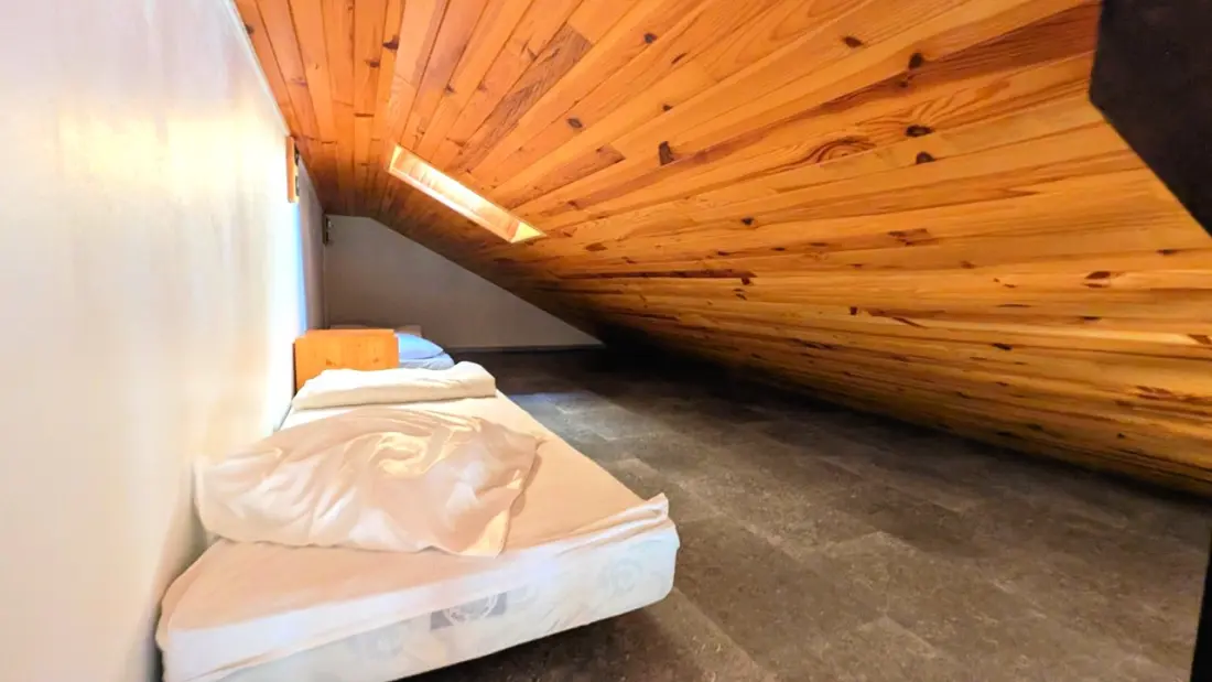 Carlines Residence