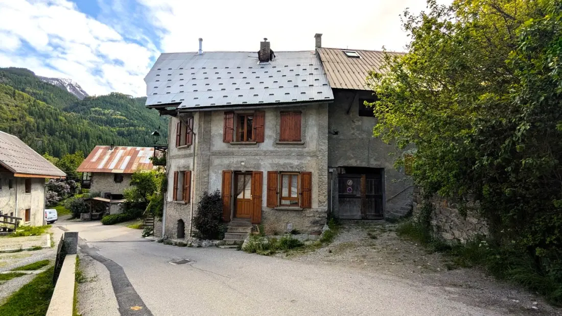 I nærheden af Residence Le Rosier-Vallouise