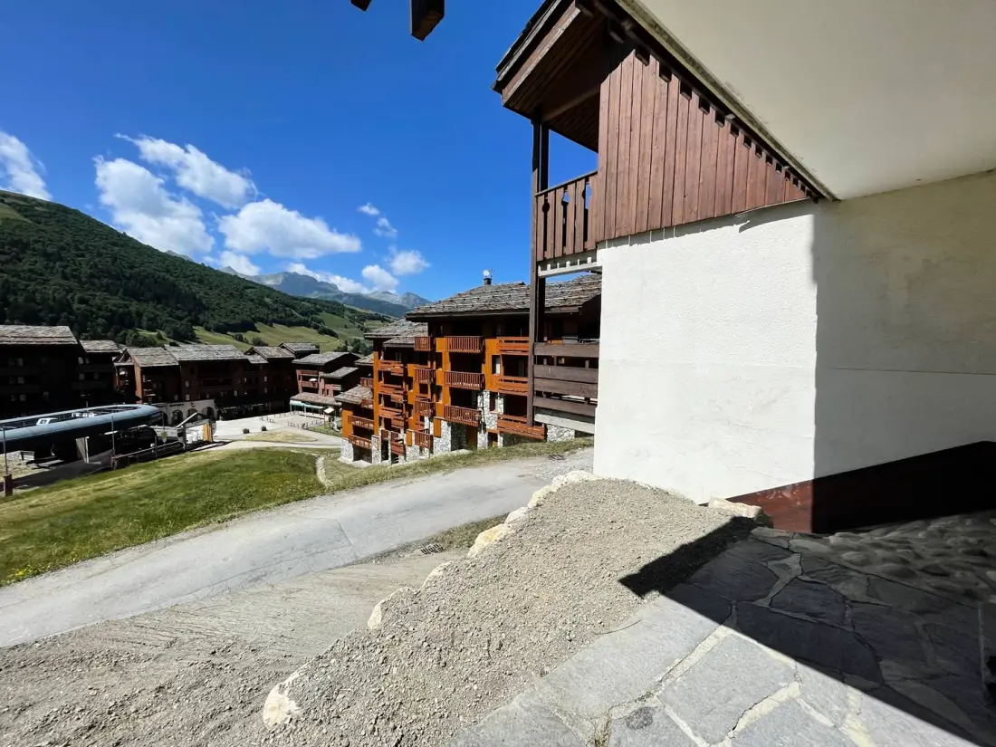 Lauziere Residence Dessus G