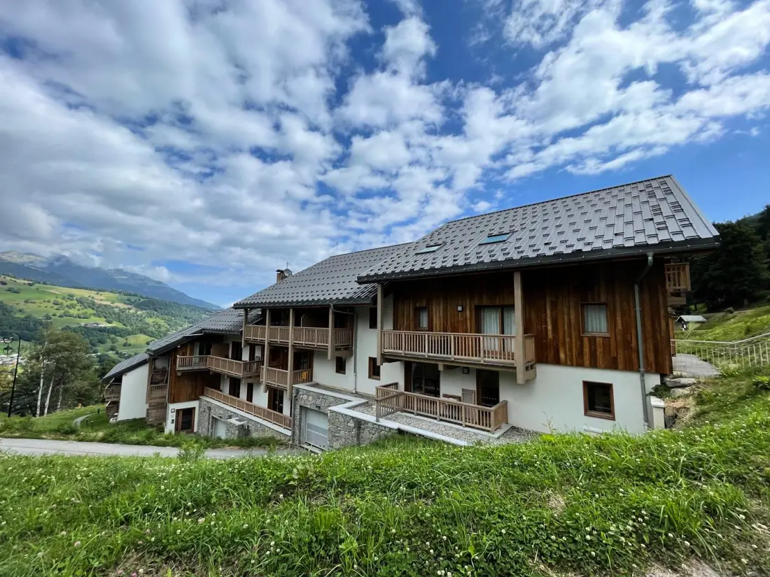 Residence Lumi B épület