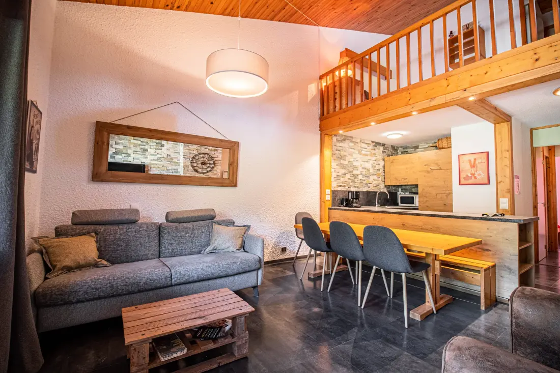 Morel G Residence