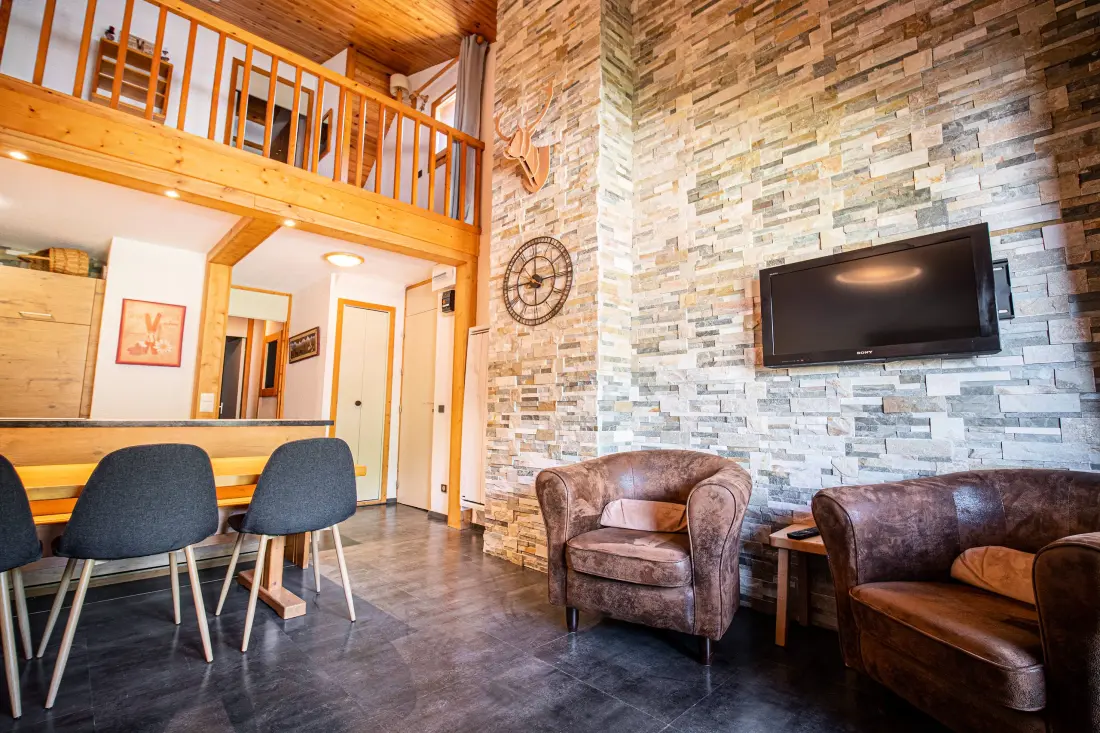 Morel G Residence