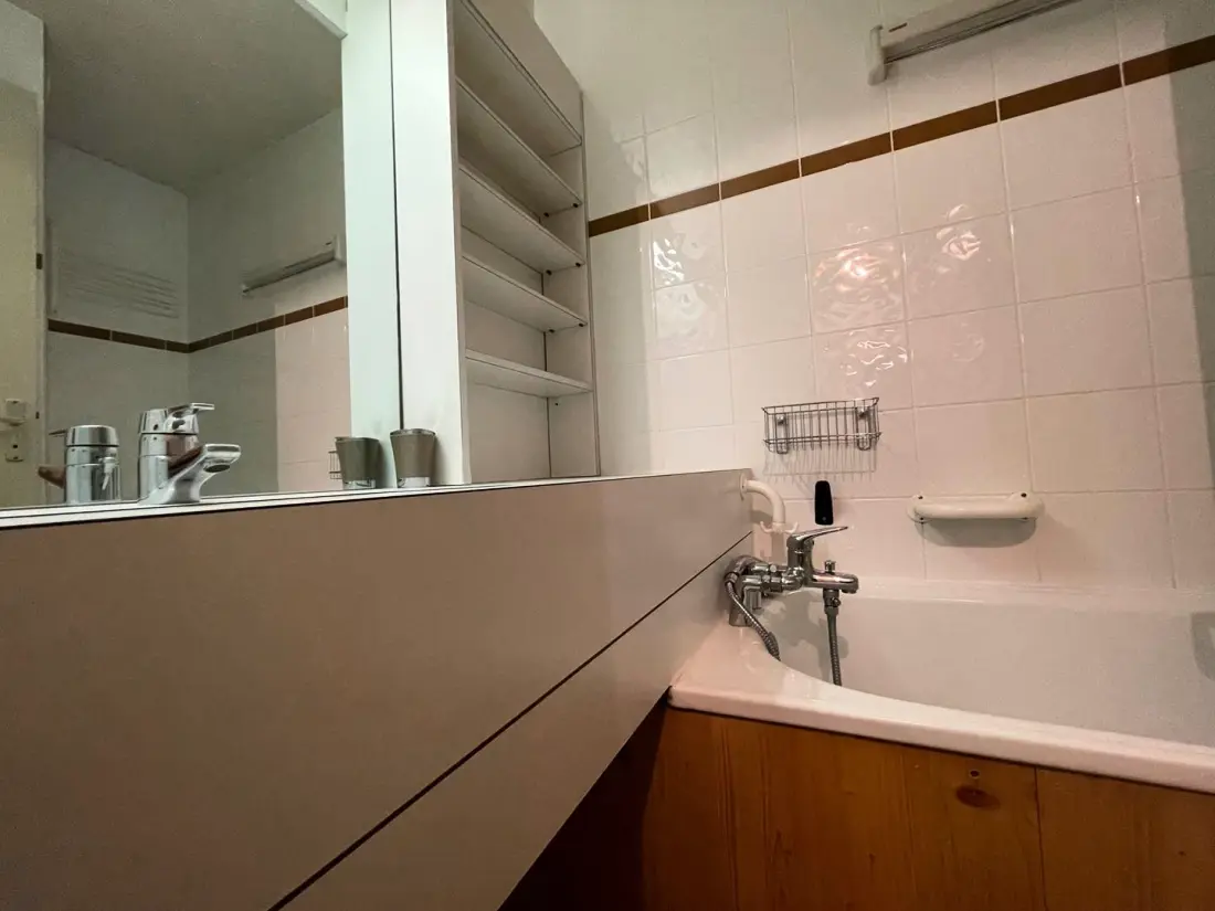 Morel G Residence