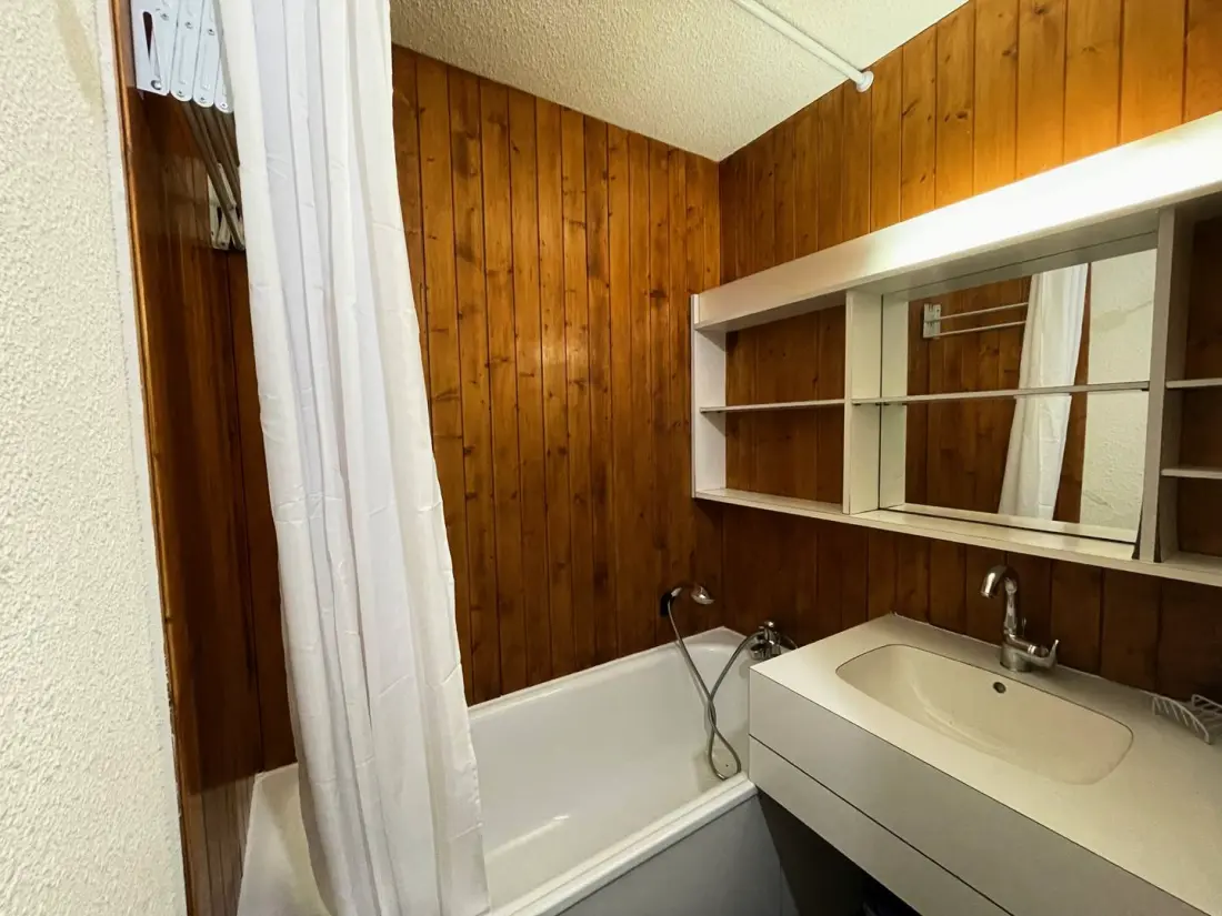 Morel G Residence