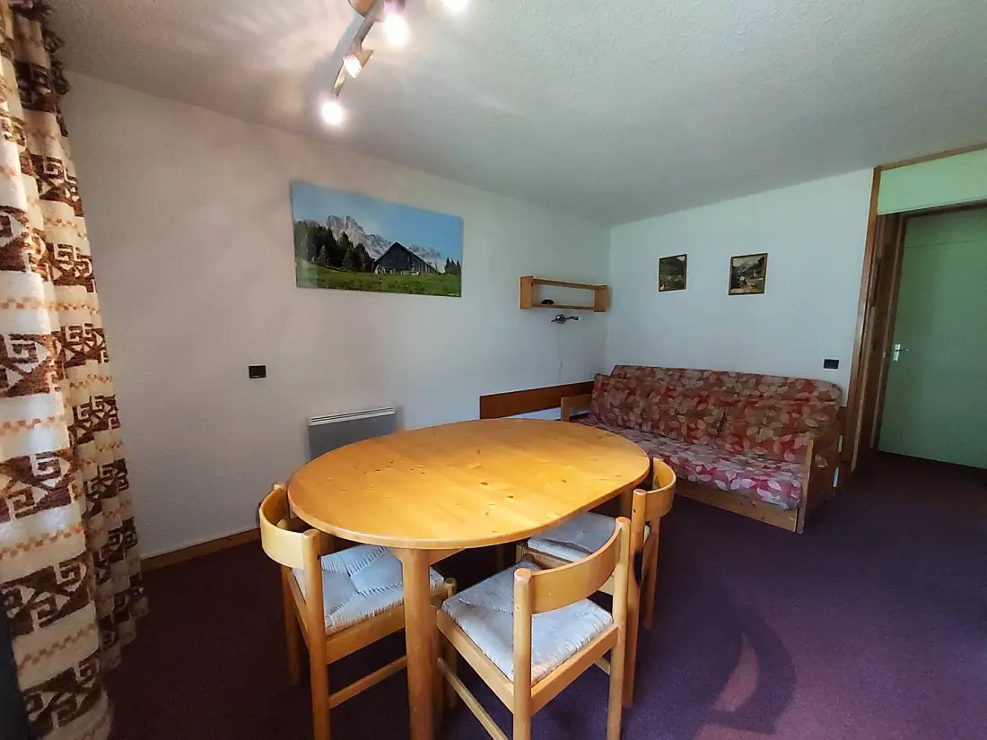 Morel G Residence