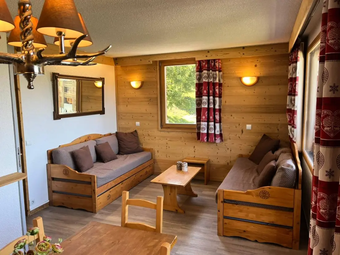 Strain Residence