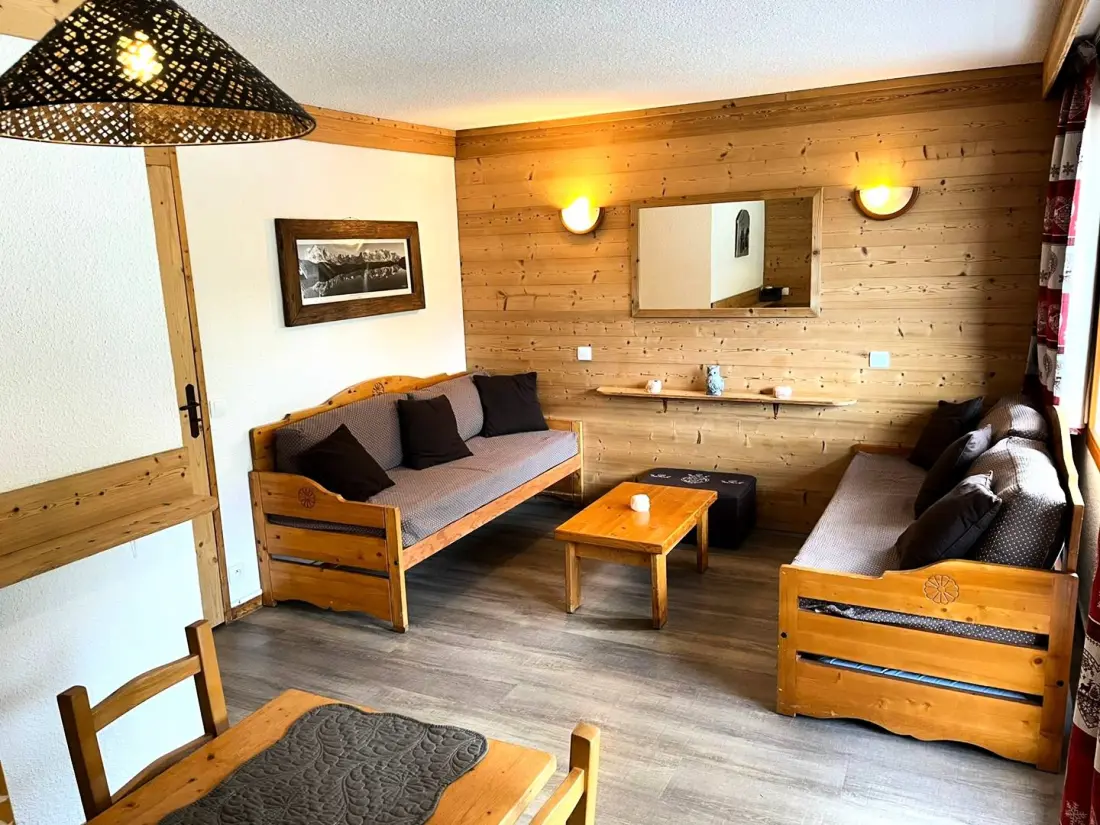 Strain Residence