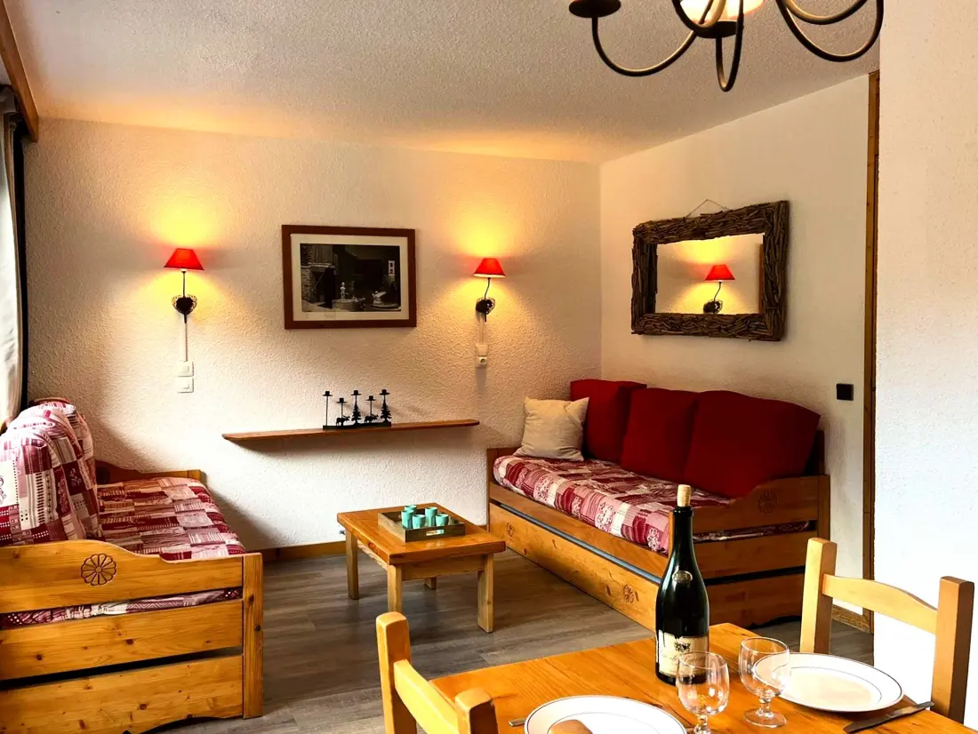 Strain Residence