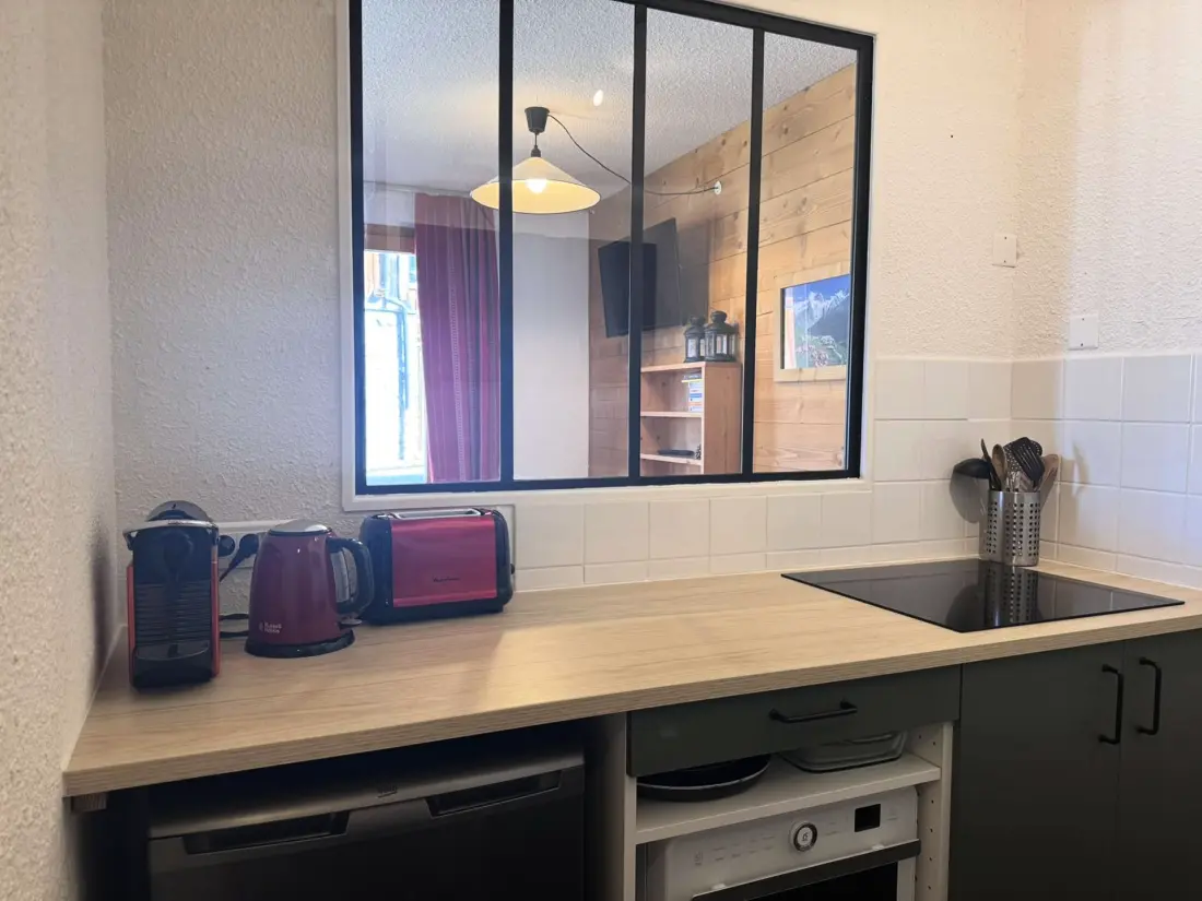 Strain Residence
