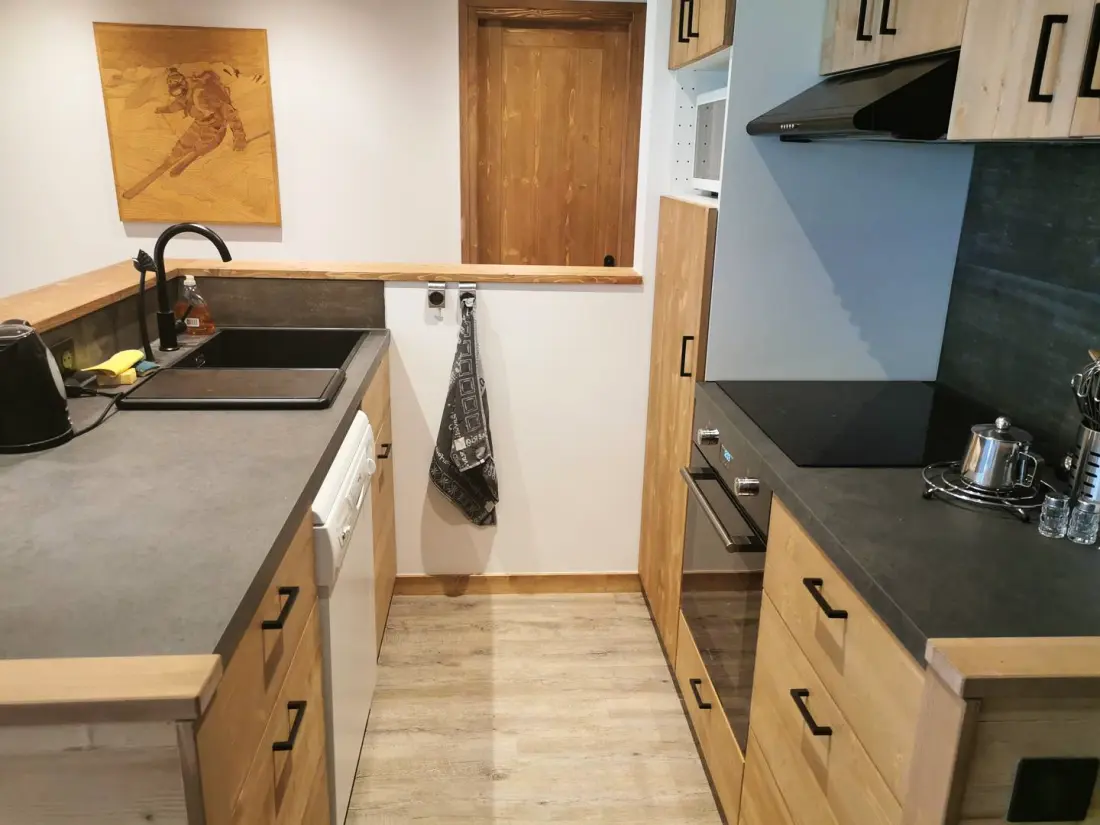 Strain Residence