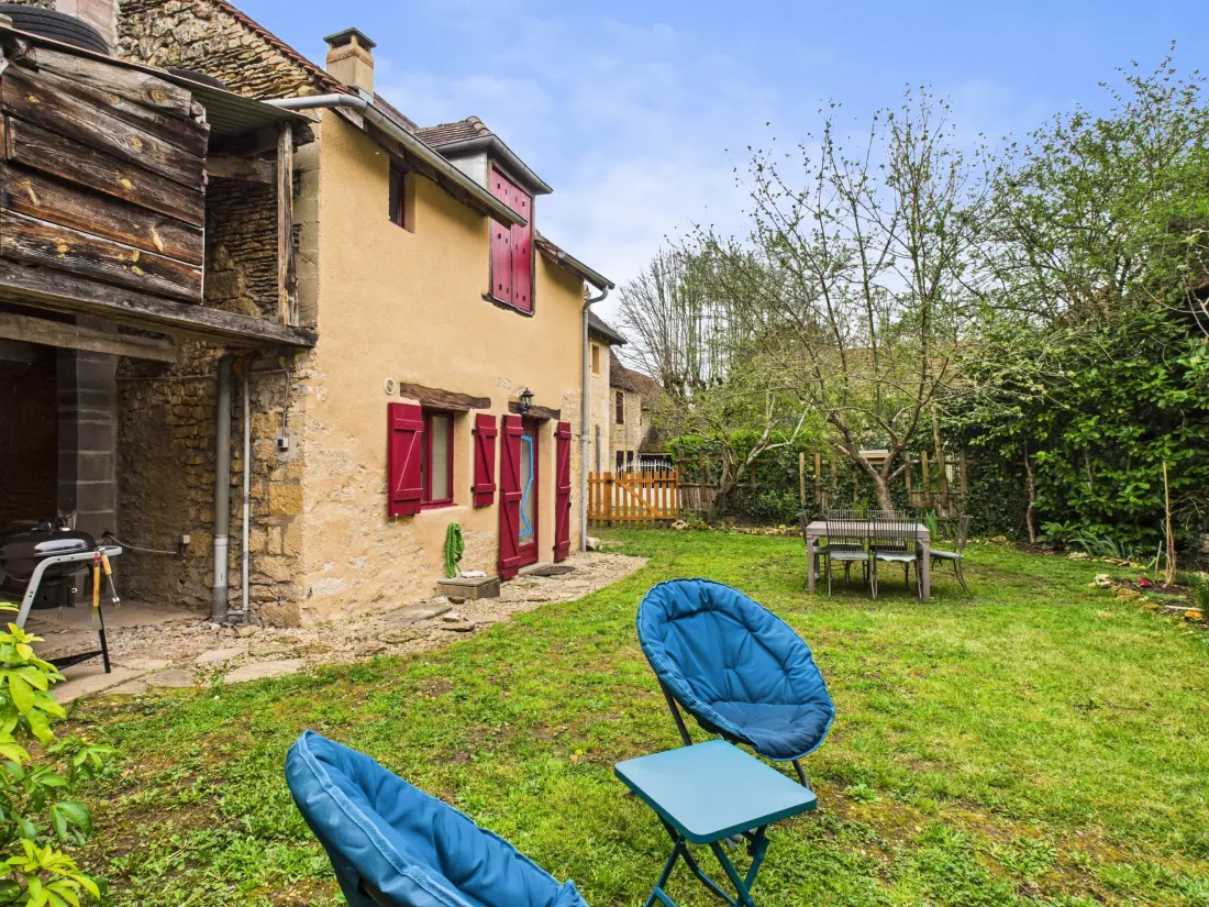 House in Valojoulx
