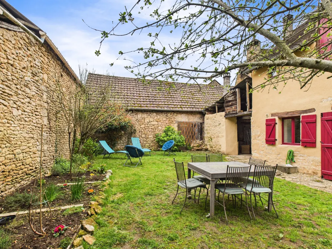 House in Valojoulx