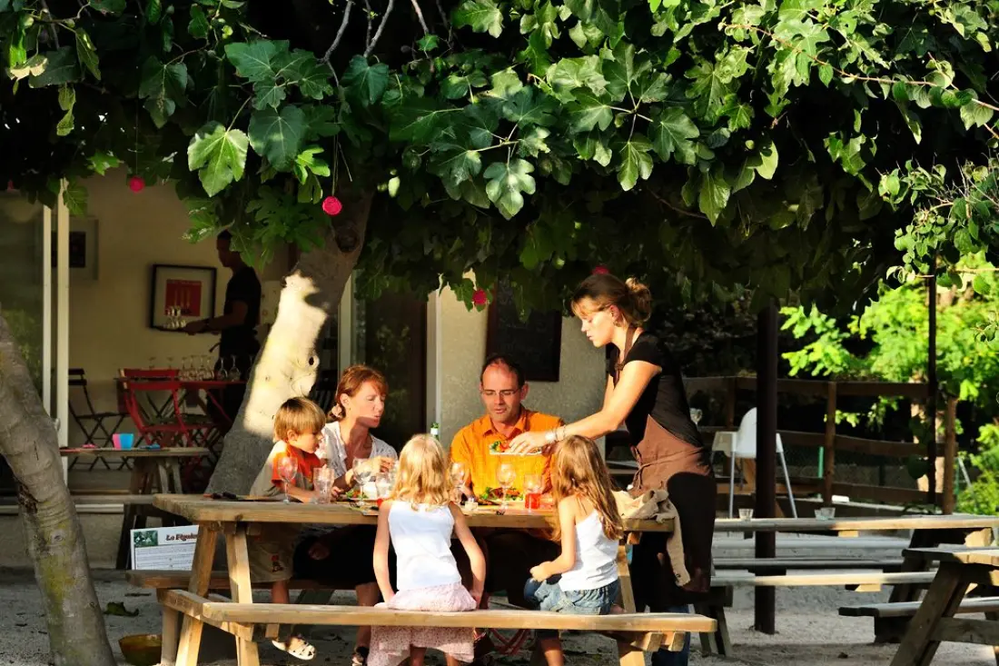 Campingplads Le Domaine La Yole Tætning