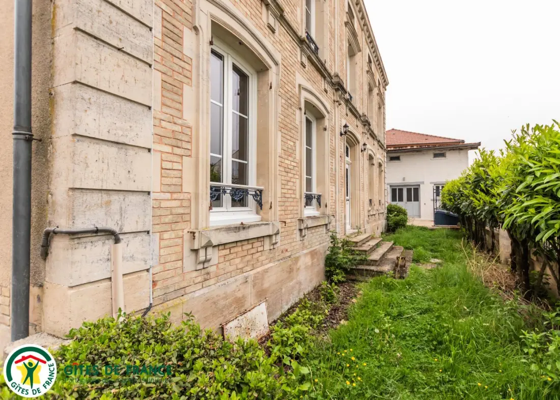 Gîte de France Das Nest von diesemdonnay 4 Ohren