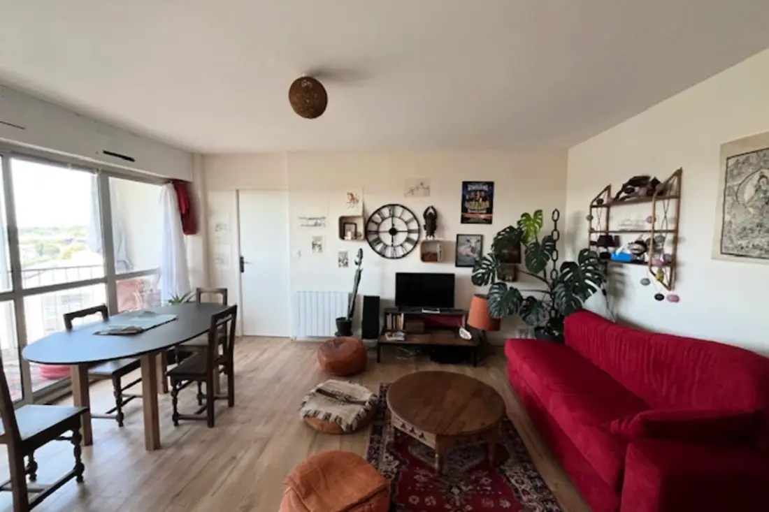 Appartement Lumineux Avec Balcon à Vannes