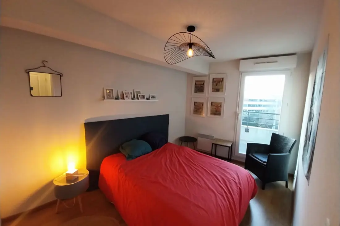 Charming T3 With Balcony Near Beach