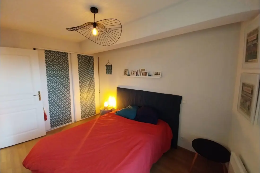 Charming T3 With Balcony Near Beach