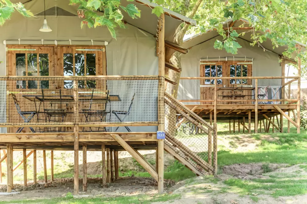 Flor Camping Le Conleau 4 Estrellas★★★★