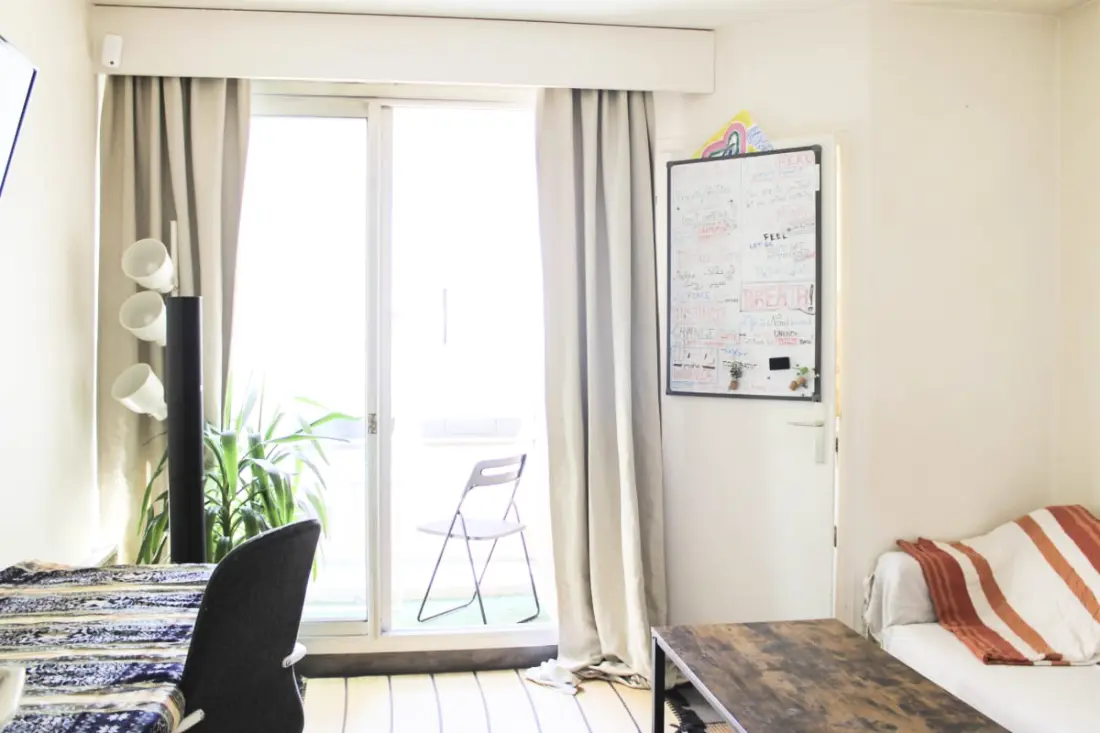 Luminous Studio met balkon Porte De Versailles