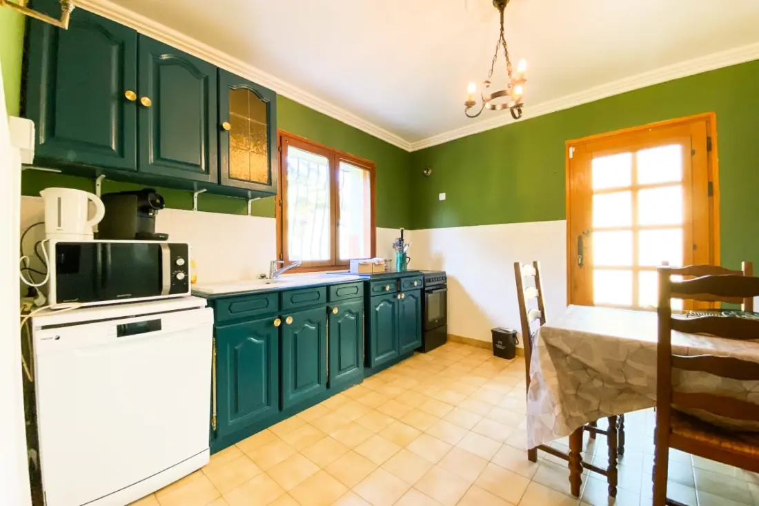 - Igen. La Maison De Varces