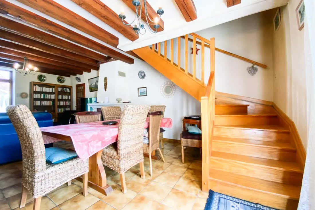 - Igen. La Maison De Varces