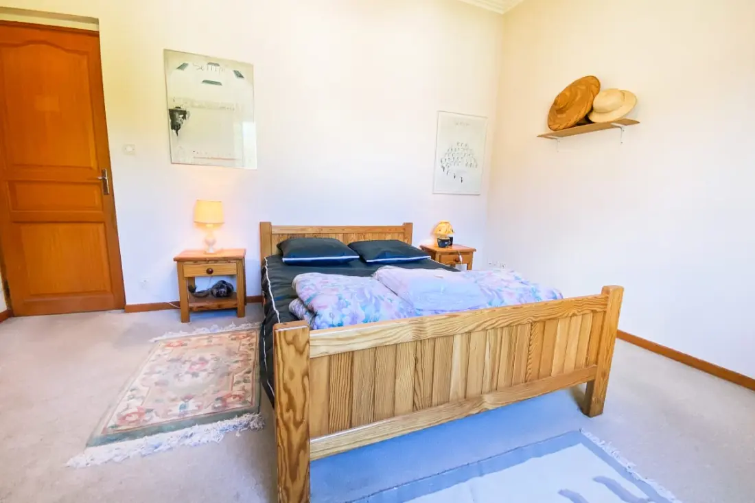 - Igen. La Maison De Varces