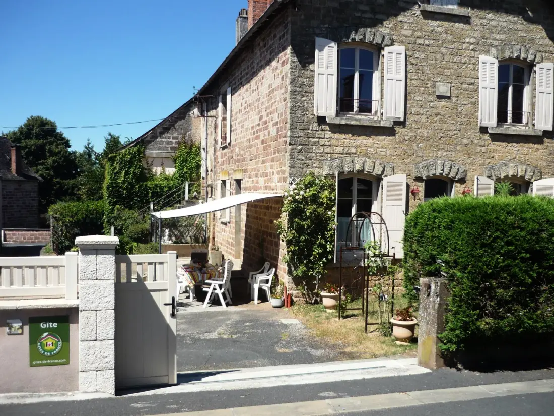 Gîte de France in Vars-sur-Roseix 3 oren