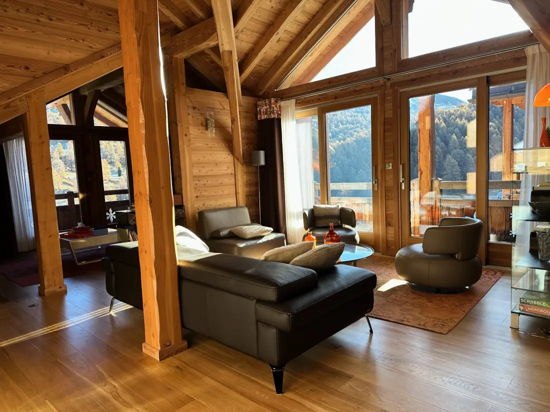 Chalet Mountainside