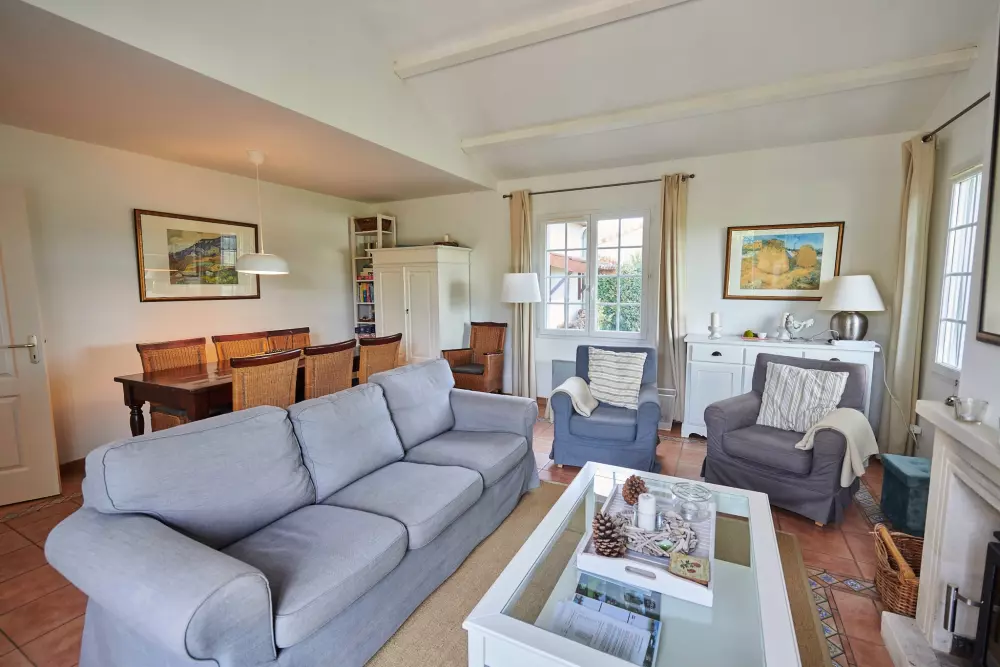 Bourg Est – Vigelière 3 Stars★★★