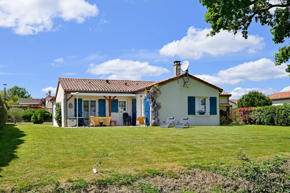 Bourg Est – Vigelière 3 Stars★★★