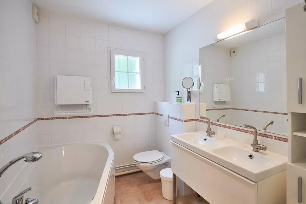 Bourg Est – Vigelière 3 Stars★★★