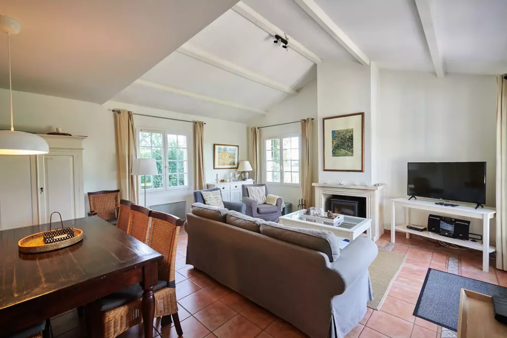 Bourg Est – Vigelière 3 Stars★★★