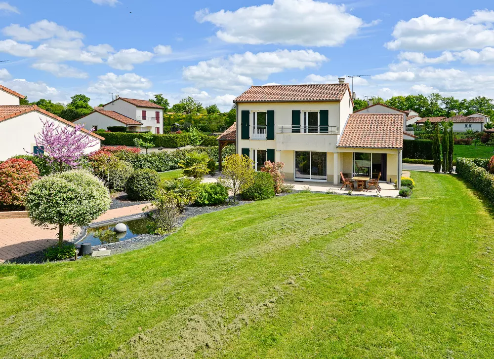 L'Aveneau - Old Wine 3 Stars★★★