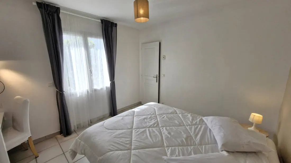 Résidence Mais Va06568-vaux Sur Mer