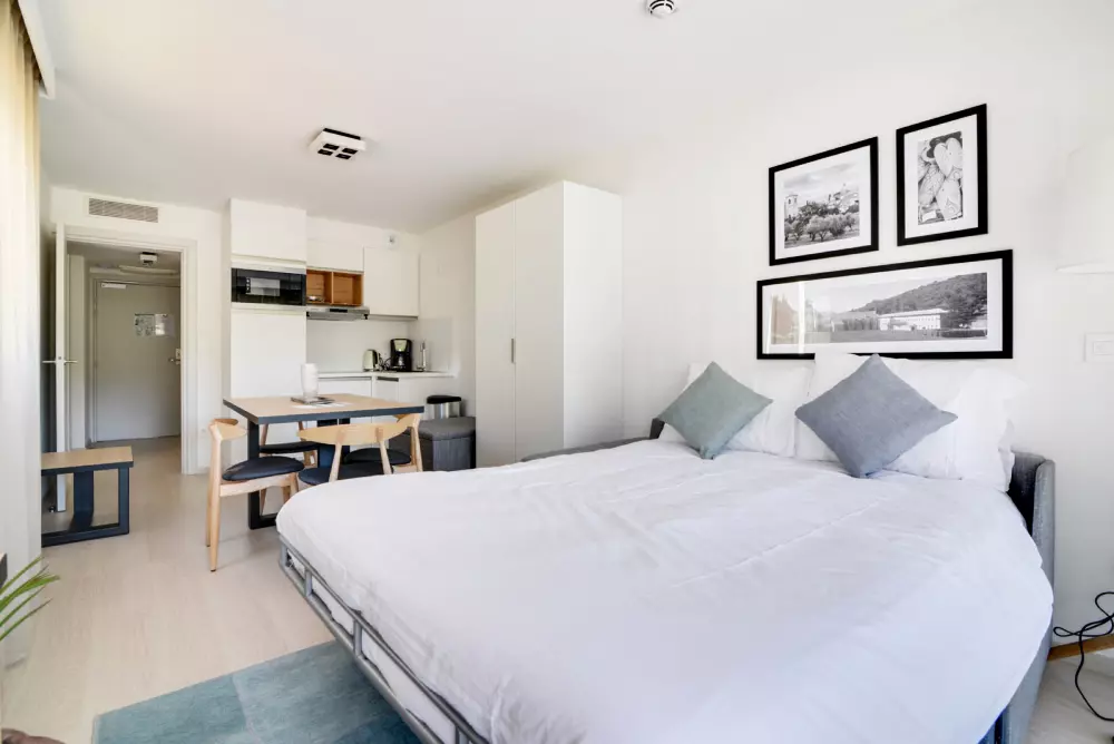 Evans: Les Jardins d'Azur