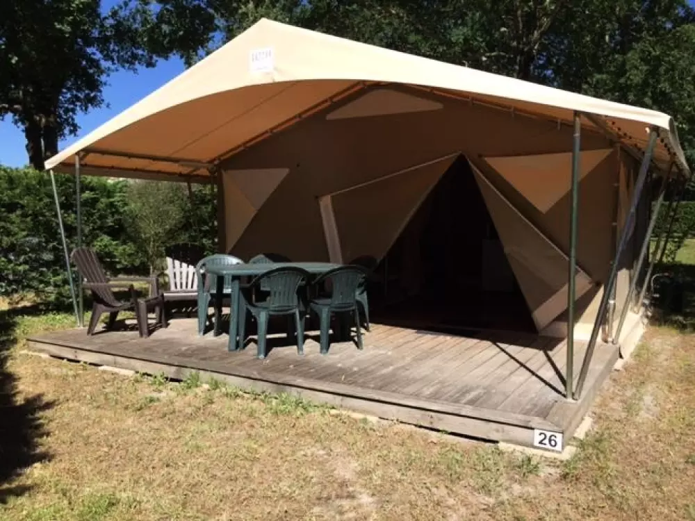 Camping Ushuaia Villages La Chesnays 4 Estrellas★★★★