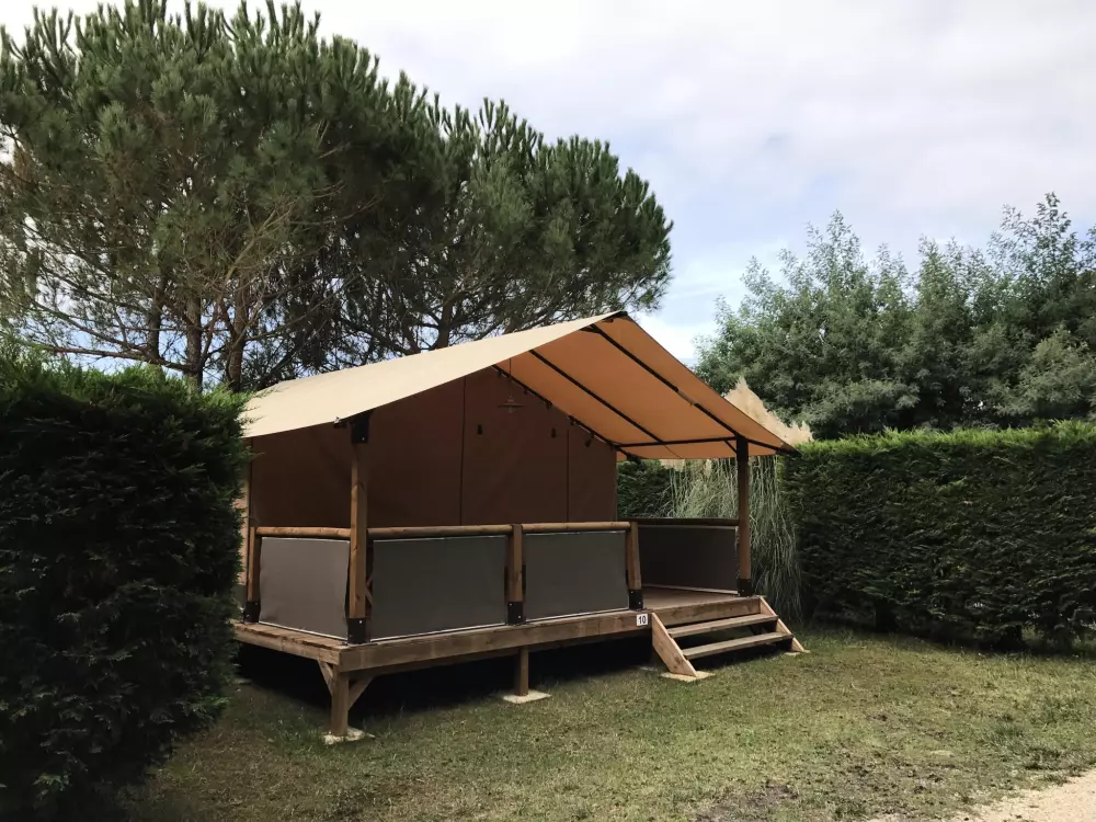 Camping Ushuaia Villages La Chesnays 4 Estrellas★★★★