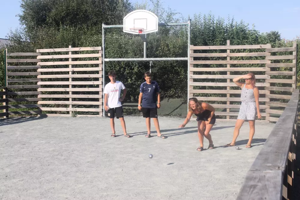 Campingplatz Paradis de la Motte4 Sterne★★★★