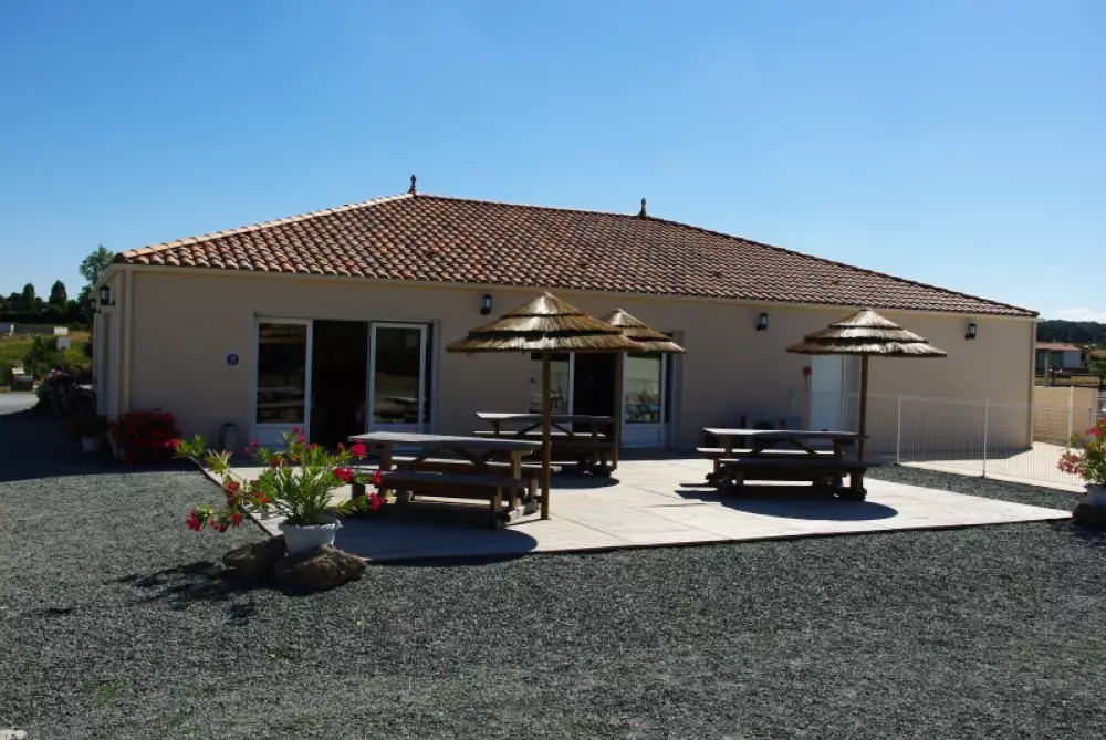 Campingplatz Paradis de la Motte4 Sterne★★★★