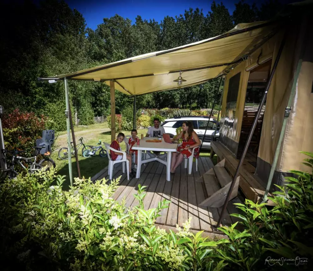 Campingplatz Paradis de la Motte4 Sterne★★★★