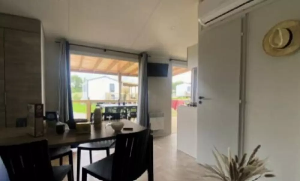 Campingplatz Paradis de la Motte4 Sterne★★★★