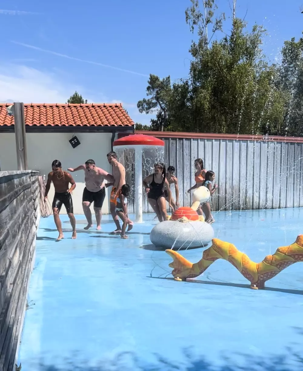 Camping Paradis Le Tastesoule 4 Estrellas★★★★