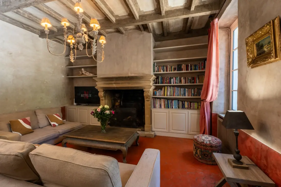 Domaine De La Rose Countesse – Luxury Art Intimist in Provence