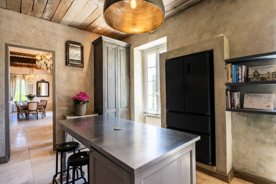 Domaine De La Rose Countesse – Luxury Art Intimist in Provence