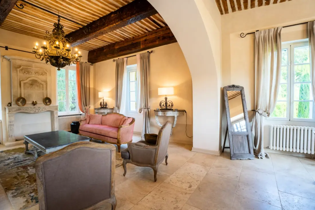 Domaine De La Rose Countesse – Luxury Art Intimist in Provence