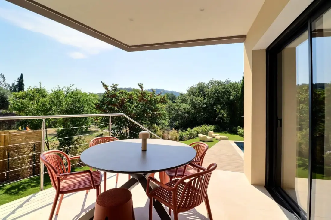 Villa Nova: Új ház, Pool & Comfort