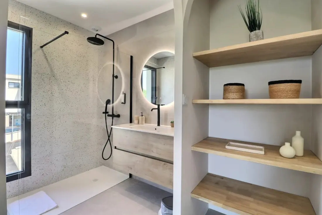 Villa Nova: Új ház, Pool & Comfort